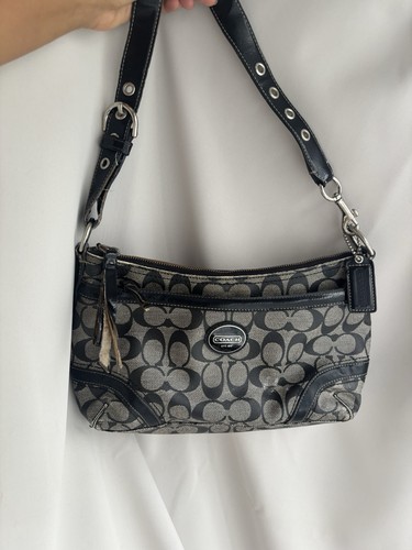 Coach signature monogram - signature,